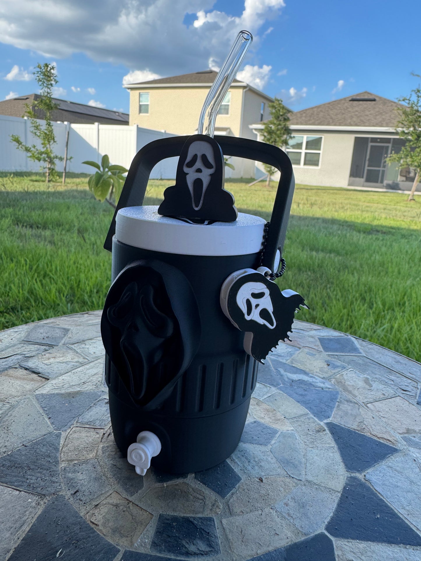 Ghost face 12oz can cooler holder